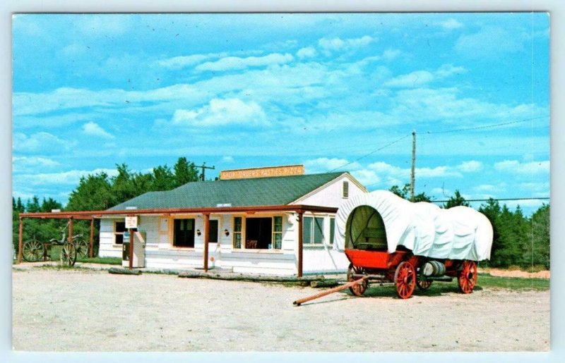 RAPID RIVER, Michigan MI Roadside THE COVERED WAGON Restaurant c1960s