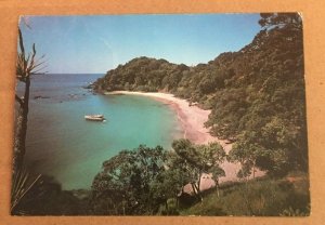 USED PC - WHALE BAY, NORTHLAND, NEW ZEALAND