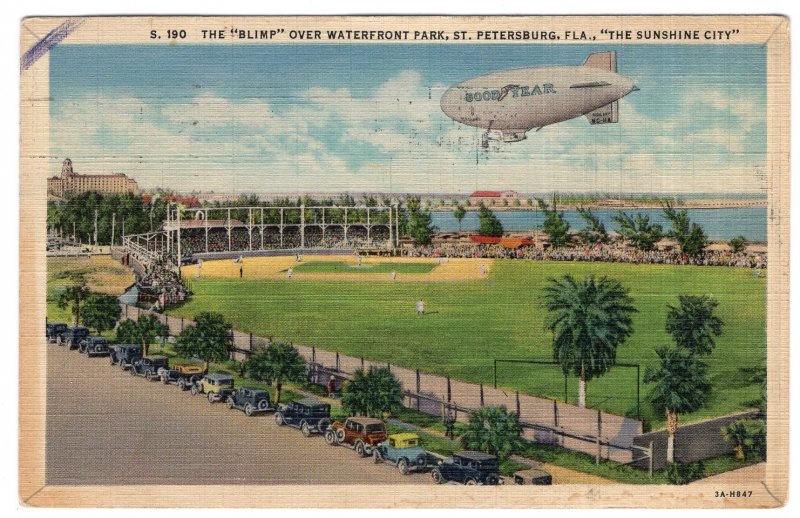 St. Petersburg, Fla., The Blimp Over Waterfront Park