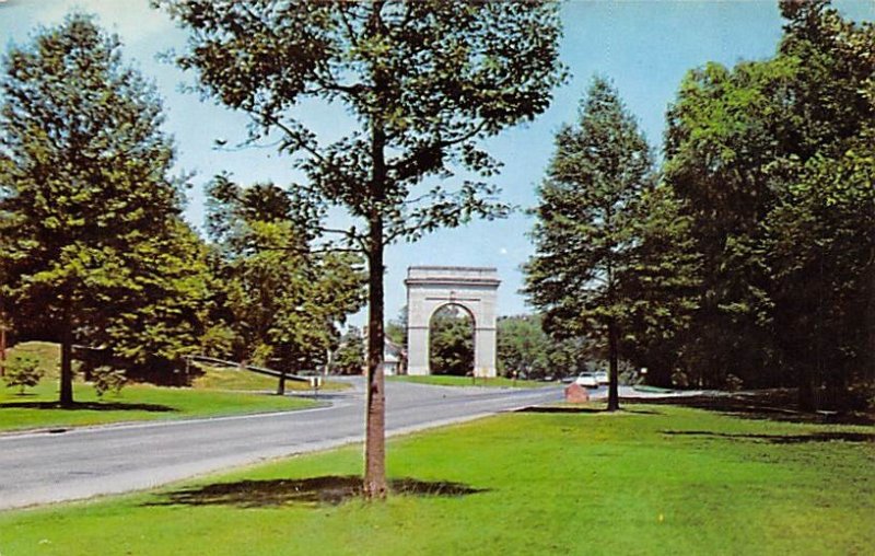 War Memorial Arch, Memorial Park, Huntington, WV