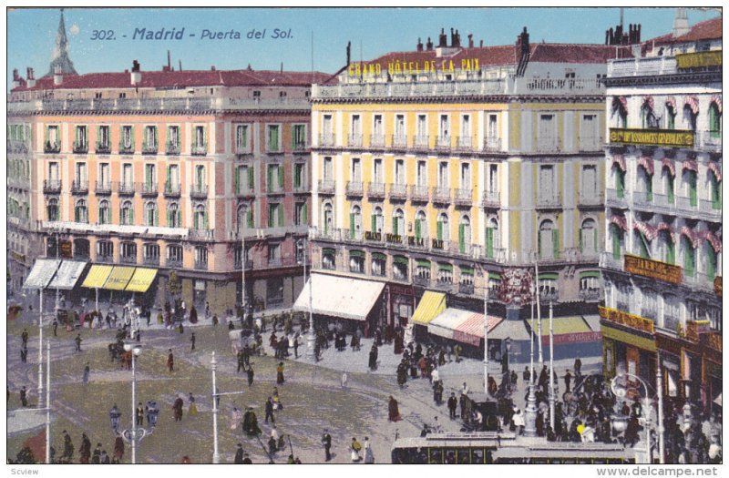 MADRID , Spain , 00-10s ; Puerta del Sol