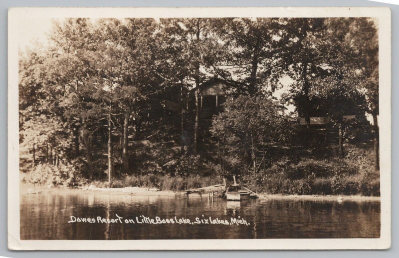 Six Lakes MI~Dawes Resort & Dock~Boat~Little Bass Lake~Real Photo Postcard~RPPC 