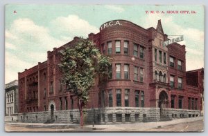 Sioux City Iowa~YMCA Red Brick Bldg Street View~Sign~Fire Escape~c1910 Postcard