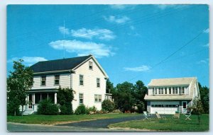 OGUNQUIT, ME ~ Roadside Motel SEAVIEW HOUSE York County ~Meredith Young Postcard