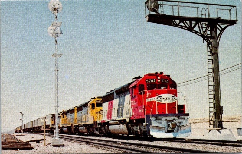 Trains Santa Fe Railway Company Locomotive #5702