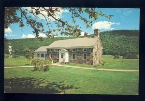 Plymouth, Vermont/VT Postcard, Calvin Coolidge Memorial Center & Gift Shop