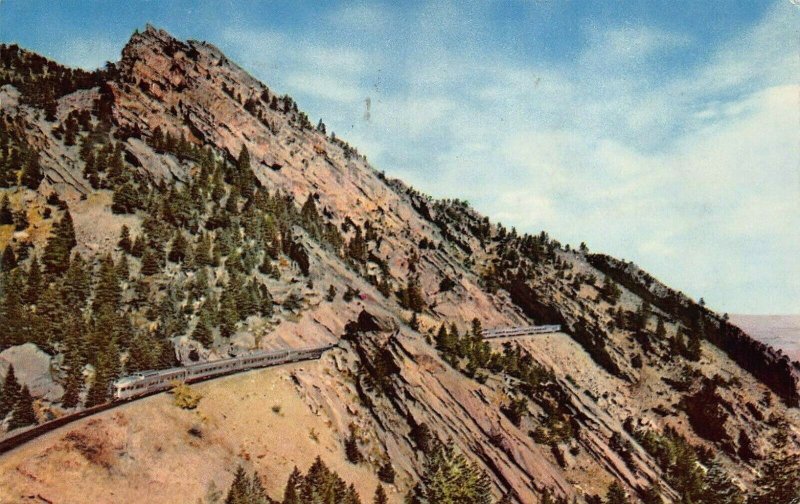 CALIFORNIA ZEPHYR RAILROAD TRAIN WINDS UP THE ROCKIES~1960 POSTCARD