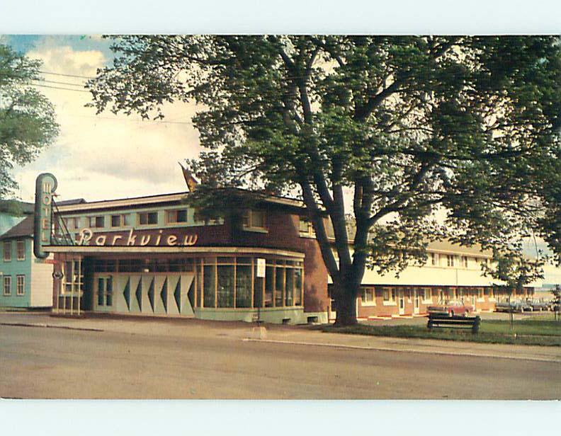 Pre-1980 OLD CARS & PARKVIEW MOTEL IN MONCTON New Brunswick NB CANADA r0323