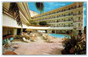 c1960's Poolside At Beautiful Yankee Clipper Hotel Fort Lauderdale FL Postcard