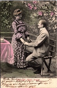 Beautiful Glamour Romantic Couple Vintage Postcard C112