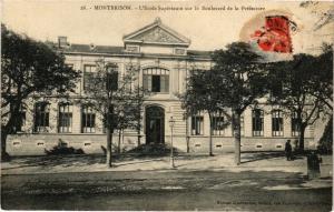 CPA MONTBRISON - L'École Supérieure sur le Boulevard de la Préfecture (225646)