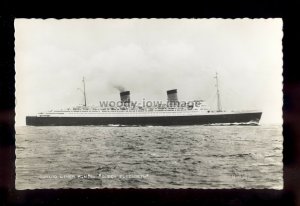 LS1728 - Cunard Liner - Queen Elizabeth - postcard