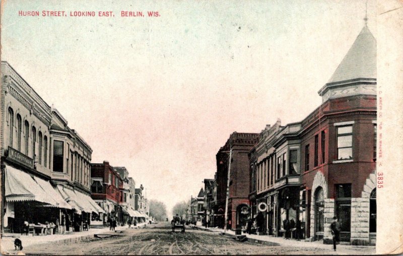 Wisconsin Berlin Huron Avenue Looking East 1910