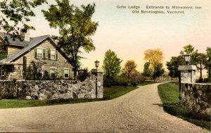 VT - Bennington. Monument Inn Gate Lodge