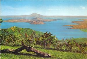 B89926 view of taal tagaytay philippines