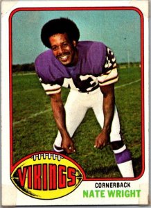 1976 Topps Football Card Nate Wright Minnesota Vikings sk4418