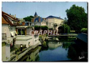 Postcard Modern Berry Vierzon edges of & # 39Yevre Basically the bell tower o...