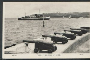 Isle of Wight Postcard - Vecta Arriving at Cowes   RS12496