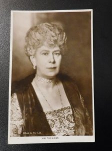Mint England Royalty Postcard RPPC HM Her Majesty The Queen Elliot and Fry Ltd