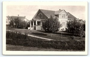 c1915 ARTS & CRAFTS ERA HOME STREET VIEW KRUXO UNPOSTED POSTCARD P3410