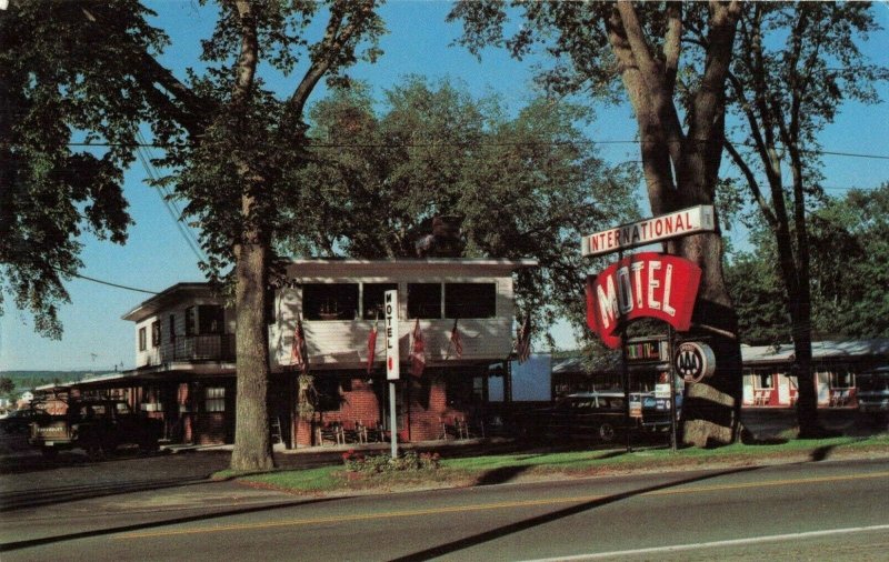 Postcard International Motel Calais Maine