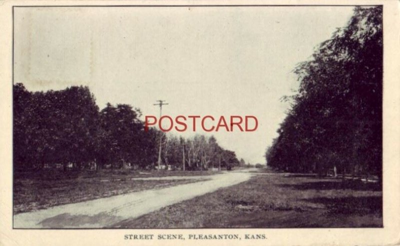 1911 STREET SCENE, PLEASANTON, KANS. dirt road