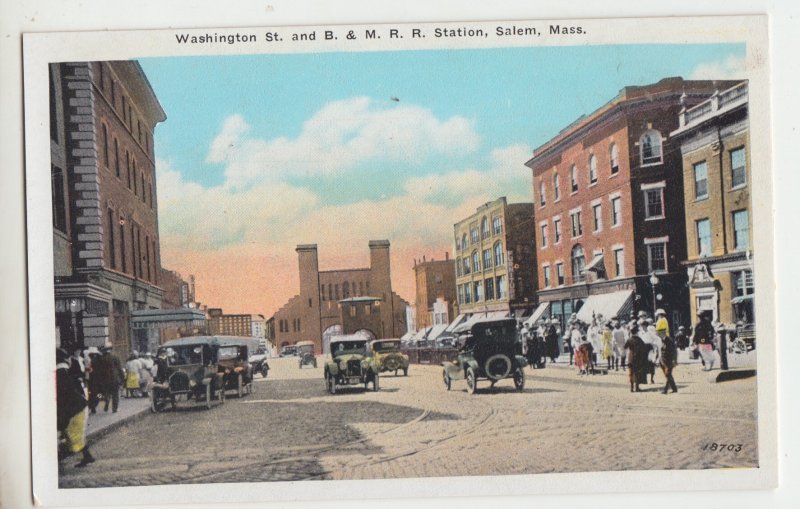 P2615 old postcard busy washington st. scene & b & m rr station salem mass