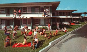 Vintage Postcard Nassau Villas Motel South Atlantic Avenue Daytona Beach Florida