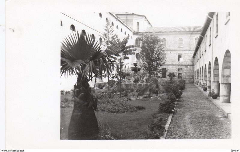 RP: BOGOTA, Colombia, 40-50s; Patio, Museo National