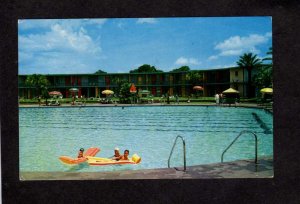 TX Shamrock Hilton Hotel Pool Houston Texas Postcard