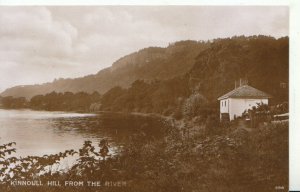 Scotland Postcard - Kinnoull Hill from the River - Perth and Kinross - Ref 9104A