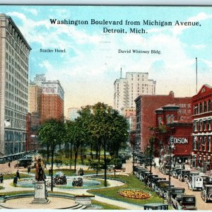 1922 Detroit, Mich. Washington Blvd Downtown Postcard Main Street Ford Cars A24