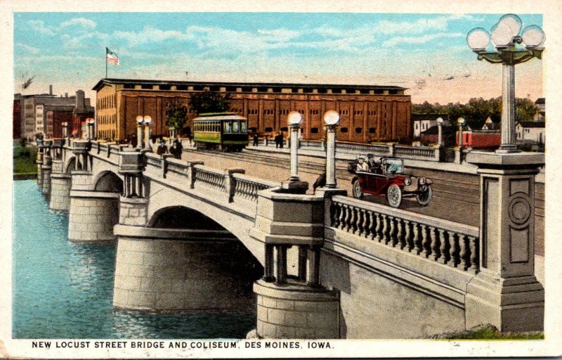 Iowa Des Moines Trolley On New Locust Street Bridge and Coliseum 1934 Curteich