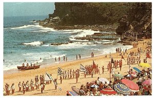 Pan Am Makes the Going Great Avalon Beach Australia Airline Issued Postcard
