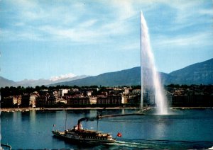 Switzerland Geneve Le Jet d'Eau et le Mont Blanc