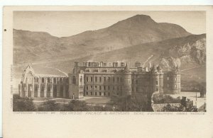 Scotland Postcard - Holyrood Palace & Arthur's Seat - Edinburgh   ZZ1560