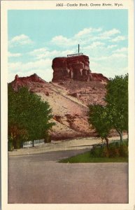 postcard Wyoming - Castle Rock near Green River - Overland Trail landmark