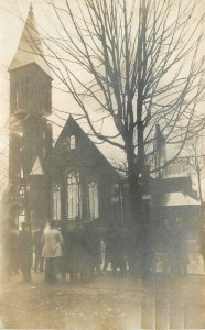 C-1905 Church Fire Spectators Disaster roadside RPPC Photo Postcard 22-10756
