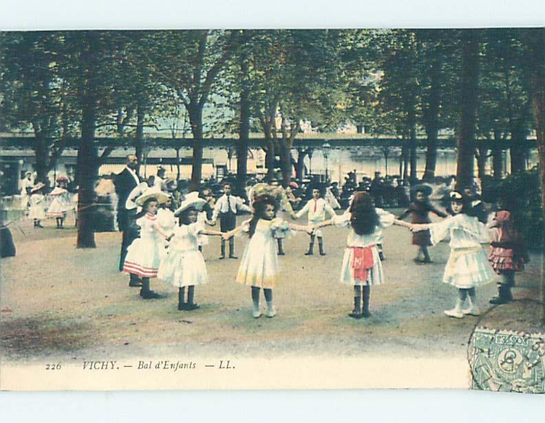 Divided-Back GIRLS PLAY IN SCHOOLYARD Vichy France hn6302