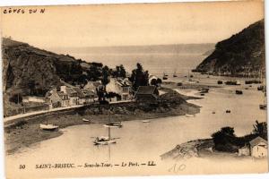 CPA St-BRIEUC-Sous la Tour-Le Port (231346)