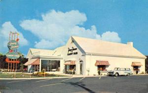 Peabody Massachusetts Fanny Farmer Candy Fair Vintage Postcard J59630