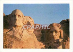 Modern Postcard The Mount Rushmore Heads of Four Presidents