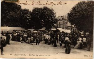 CPA AK MONTARGIS-La Place du Marché (264366)