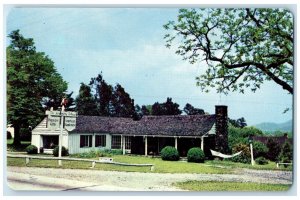 c1960's The Spinning Wheel Log Cabin Scene Asheville North Carolina NC Postcard