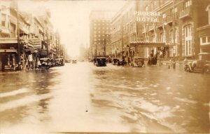 FINDLAY, OHIO, USA RPPC.  1913 FLOOD, PHOENIX HOTEL Photo People Unused 