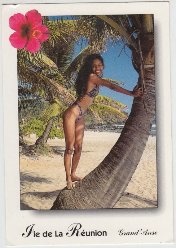 REUNION 16 Postcards Mostly pre-1980 (7 Vintage cards pre-1940 incl) (L5435)