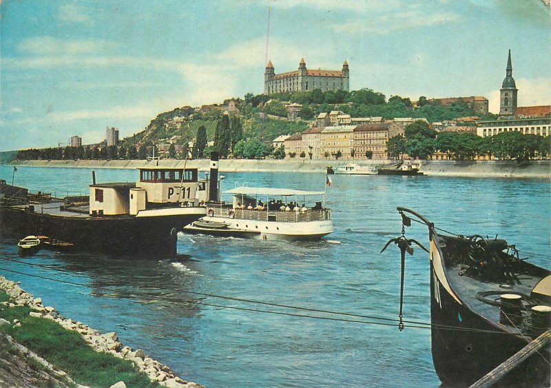 Post card Slovakia Bratislava Danube embankment castle picture