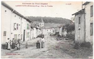 France.  Toul.  Family picture on main street.