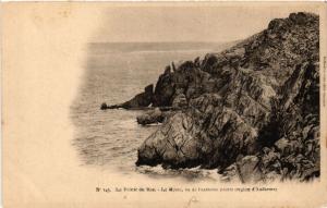 CPA La Pointe du RAZ - Le Moine vu de l'ancienne pointe (region (457643)