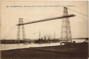 CPA ROCHEFORT-Passage d'un Croiseur sous Pont transbordeur du Martrou (45143)